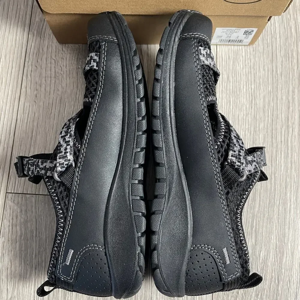 Chaco new box